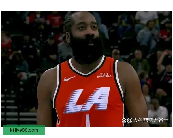 哈登23分17篮板17助攻追平队史52年纪录 约基奇创NBA首例纪录