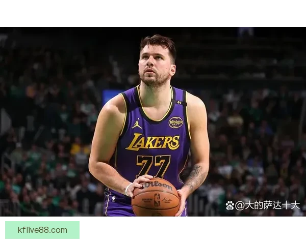 里夫斯谈东契奇复出决心并自评开局表现需改进